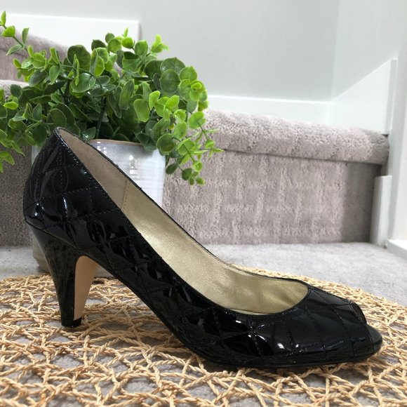 Steve Madden Peep Open Toe Pump 3" Heel Stitch Diamond Pattern Black Size 7M - Picture 9 of 12
